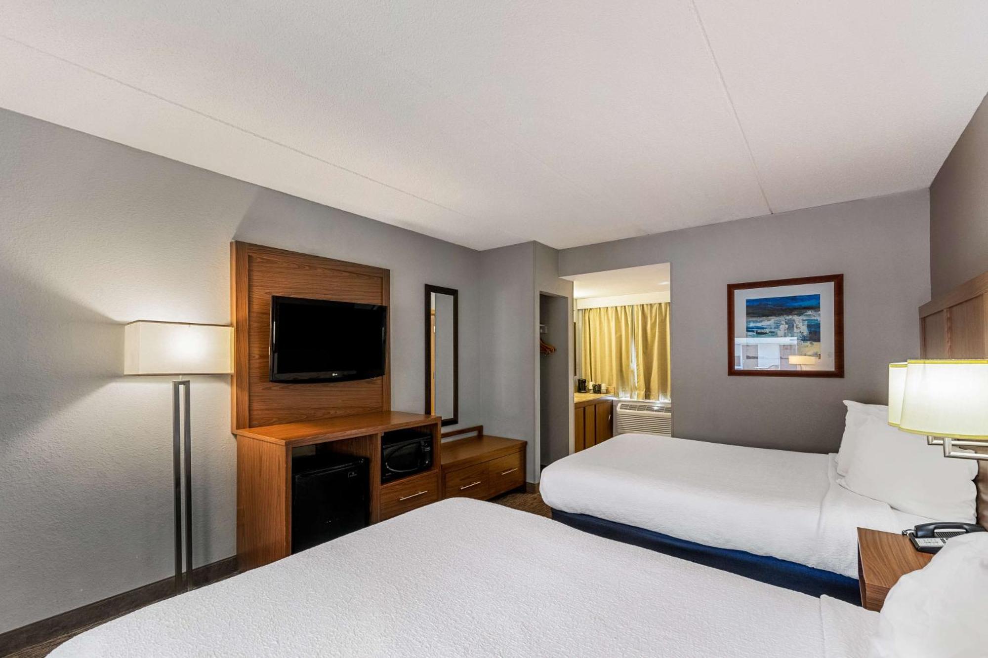 Best Western Bridgeview Hotel Superior Exterior photo
