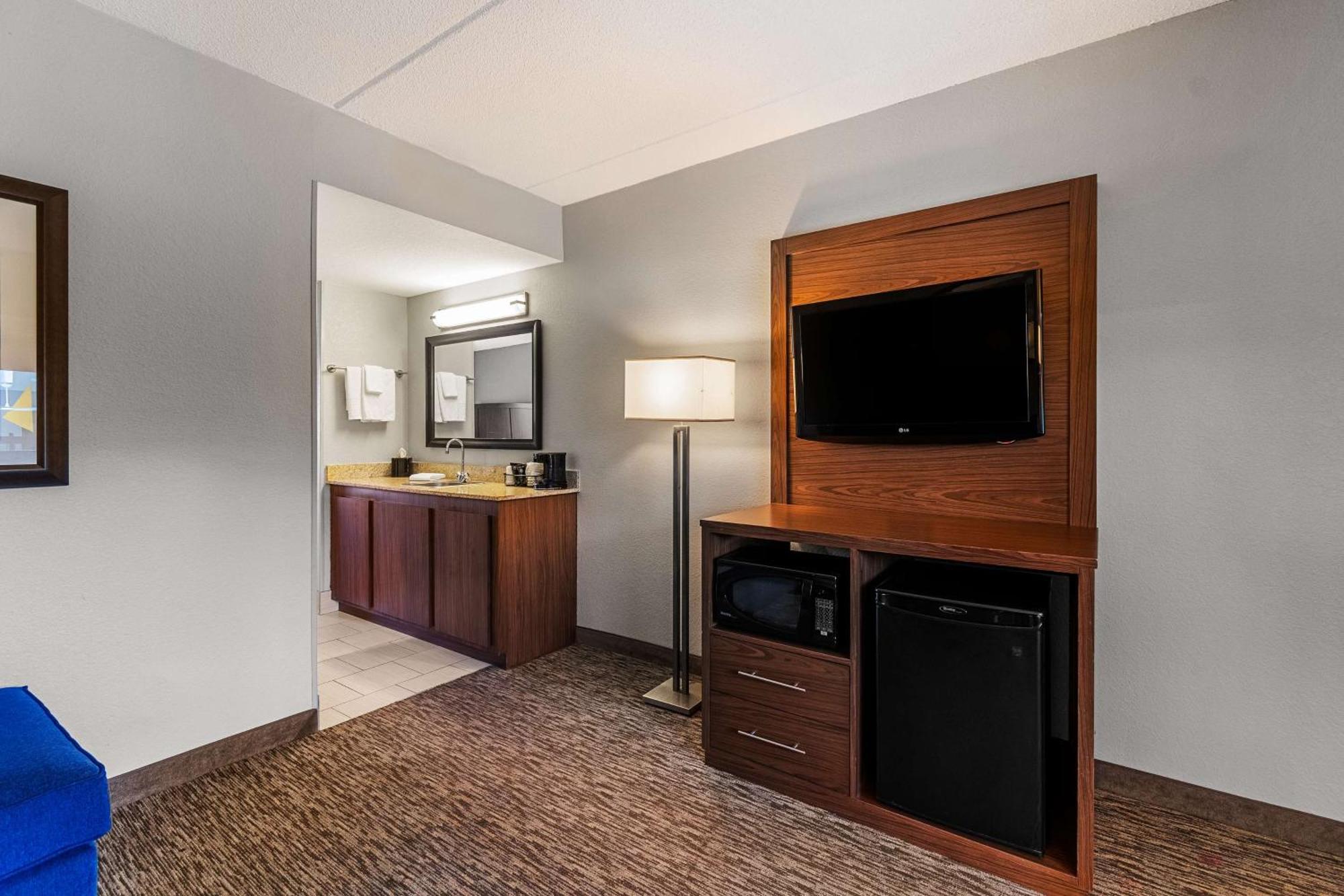 Best Western Bridgeview Hotel Superior Exterior photo